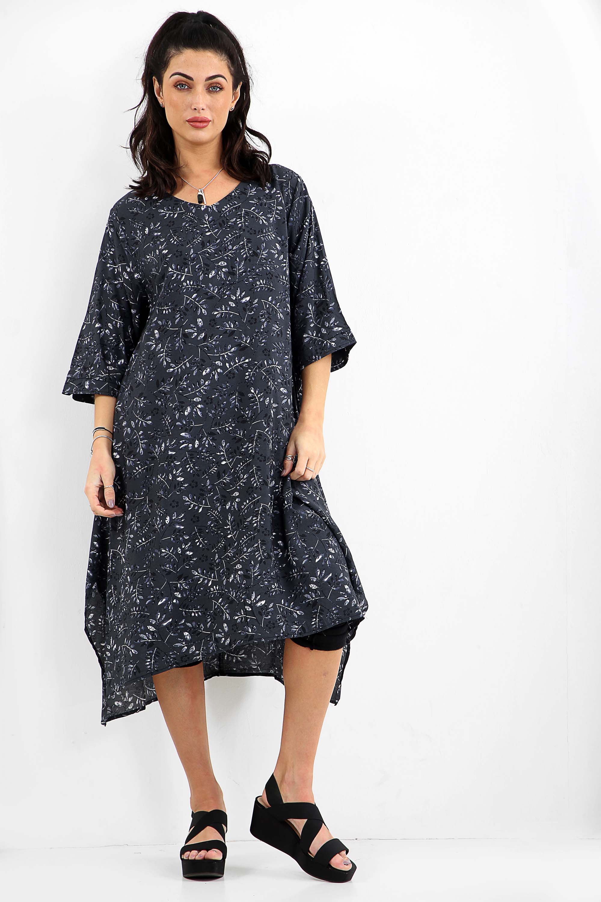 Dress with floral patterns – Bella Blue