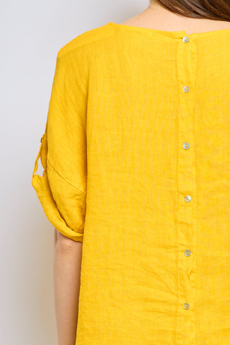 Top en lin avec manches nouées et dos fendu