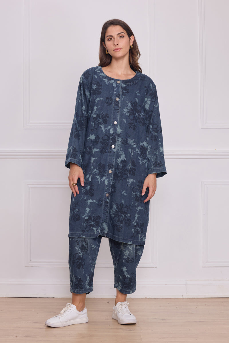 Chemise longue bleue femme imprimé fleurs – 100% coton