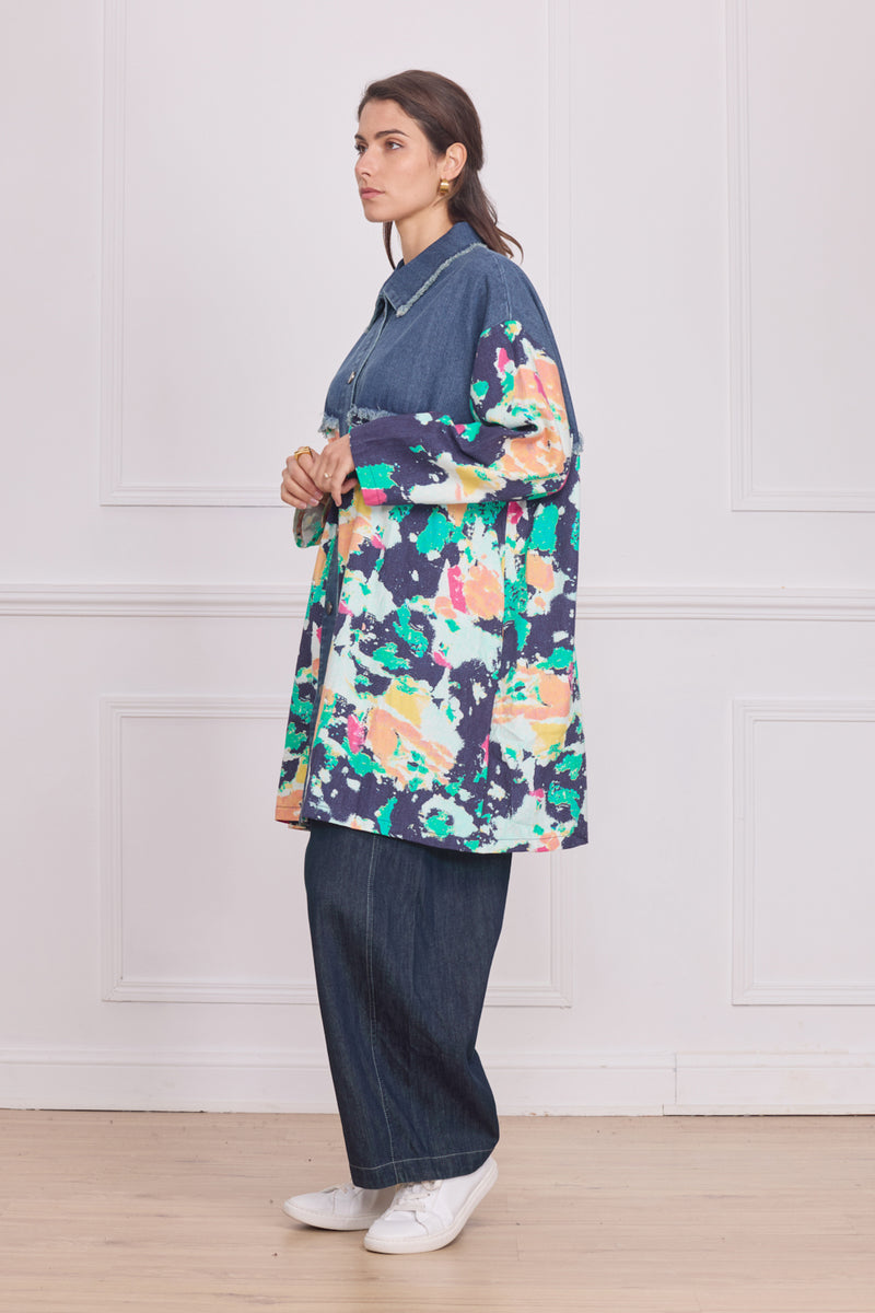 Chemise en jean motifs peinture – 100% coton