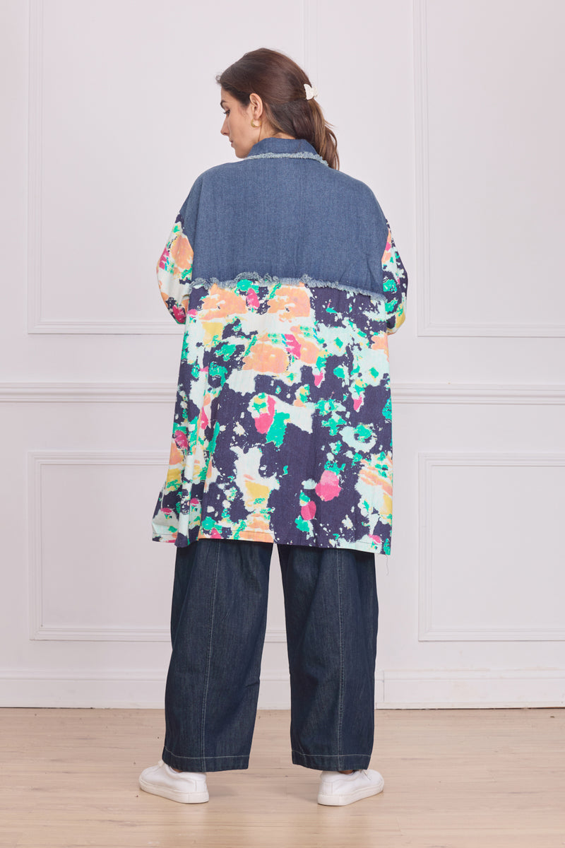 Chemise en jean motifs peinture – 100% coton