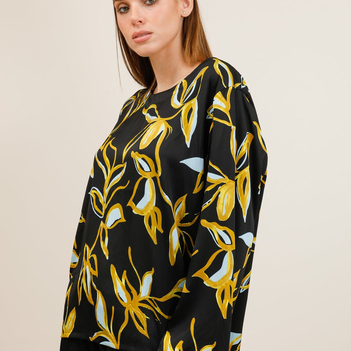 A198-B90 - Blouse