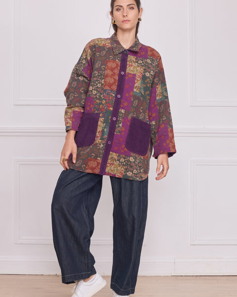 Veste courte patchwork violette fleurie en coton bio