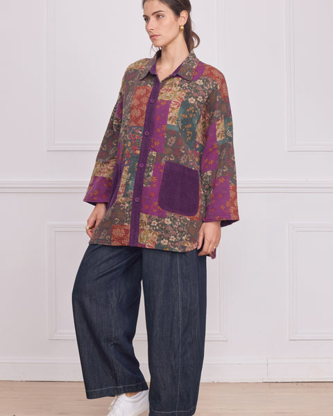 Veste courte patchwork violette fleurie en coton bio