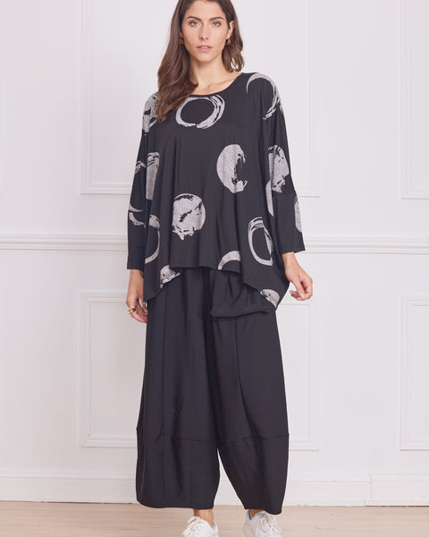 Blouse femme noire à motifs cercles