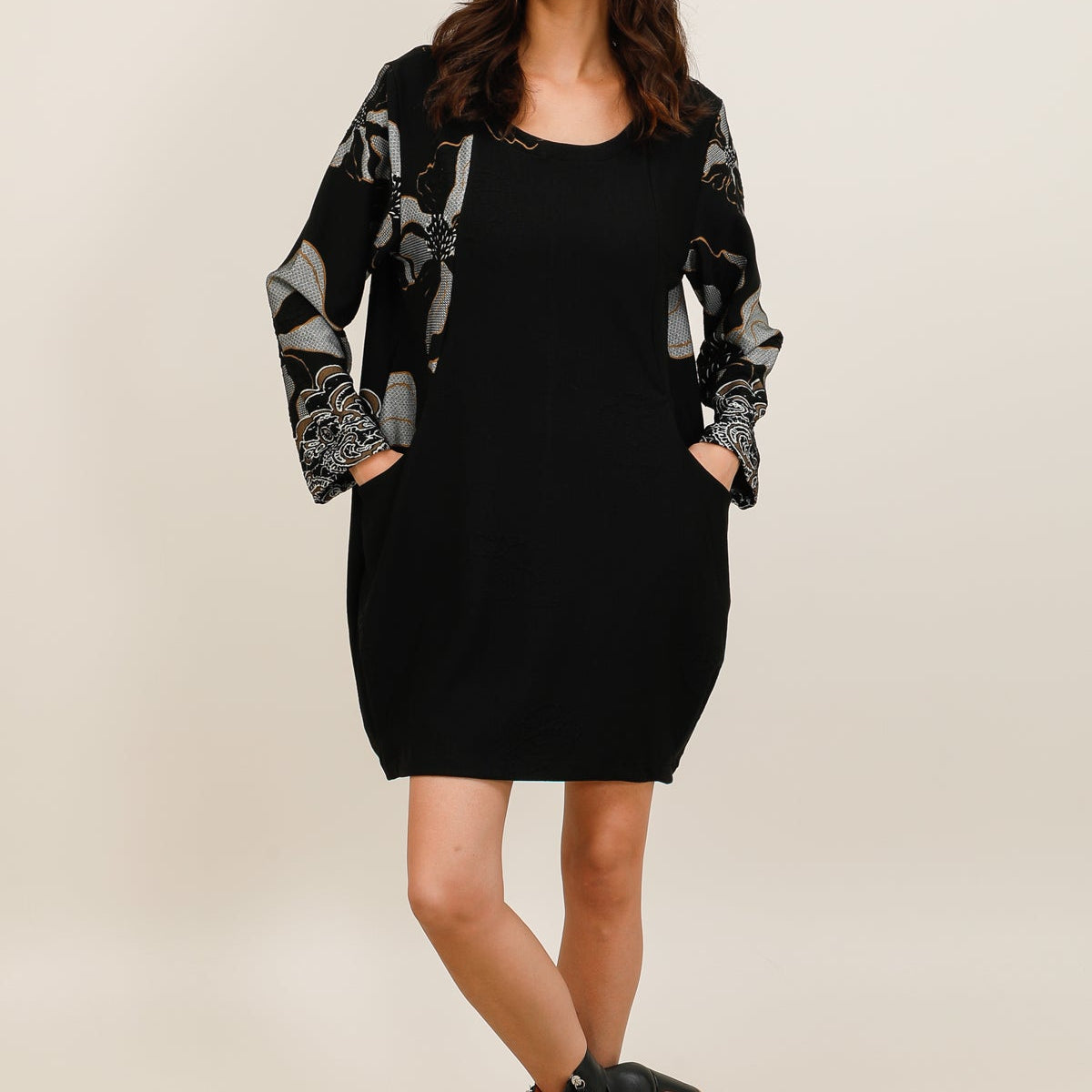 H25-A012 - Robe