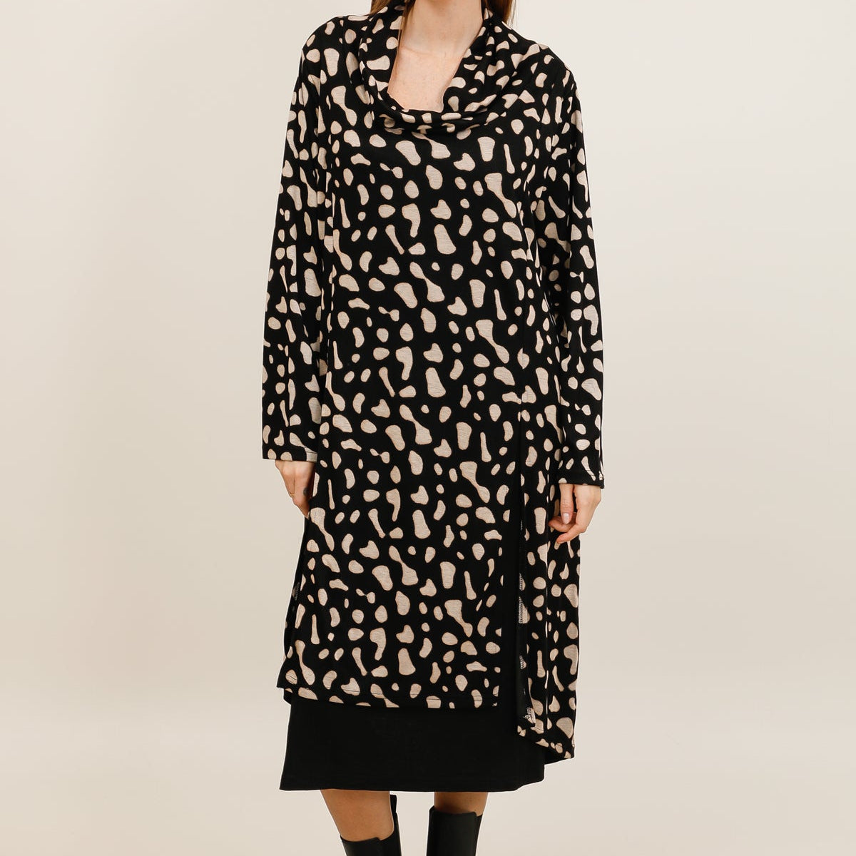 H28-R3959 - Robe