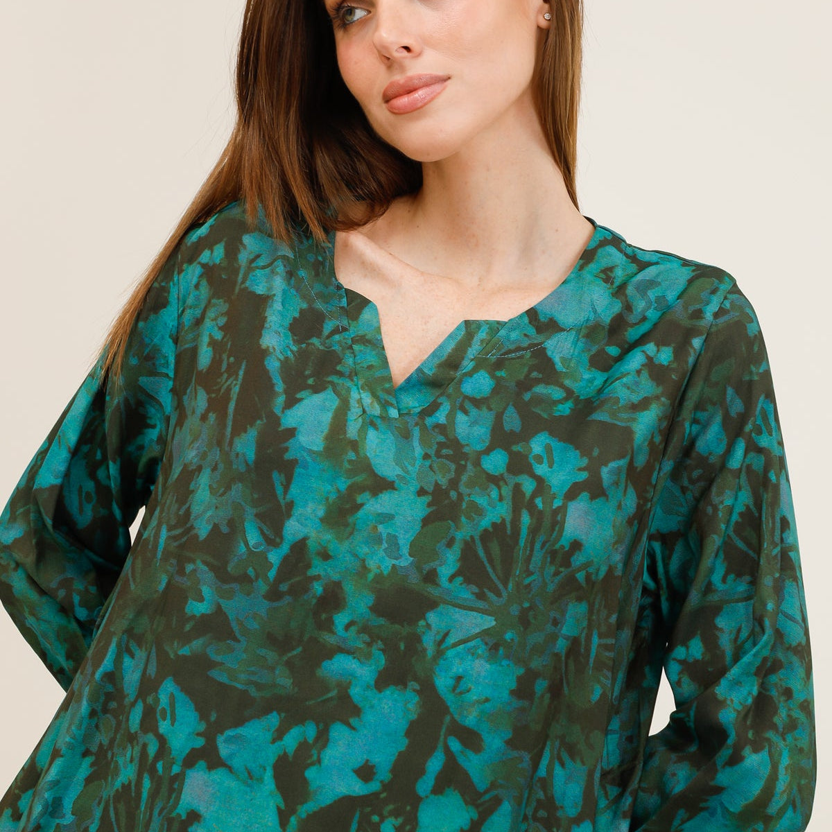 H56-R3154 - Robe