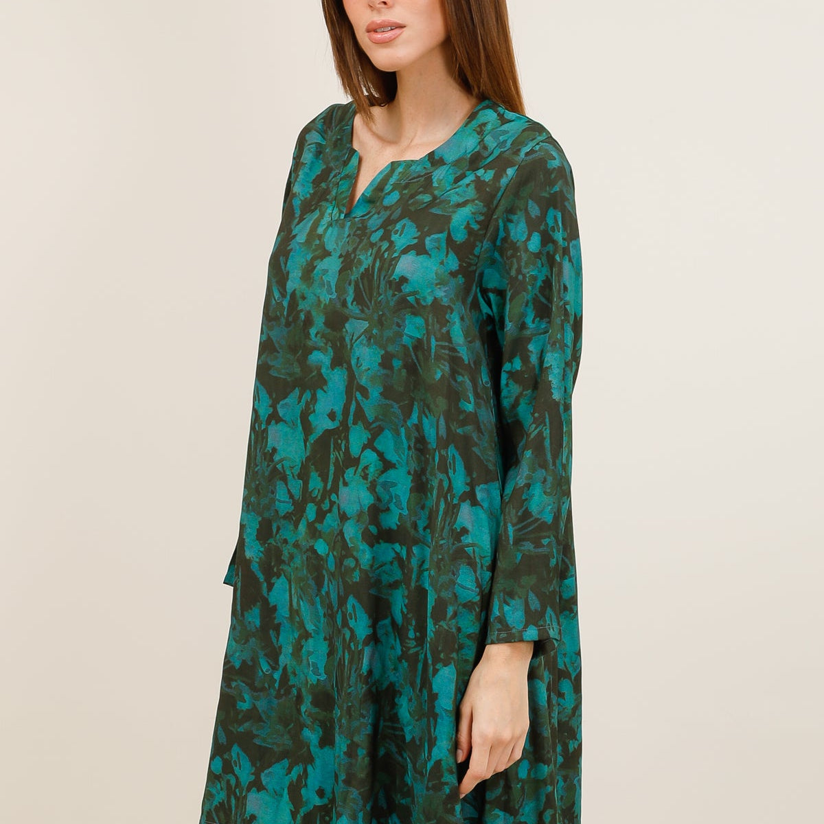 H56-R3154 - Robe