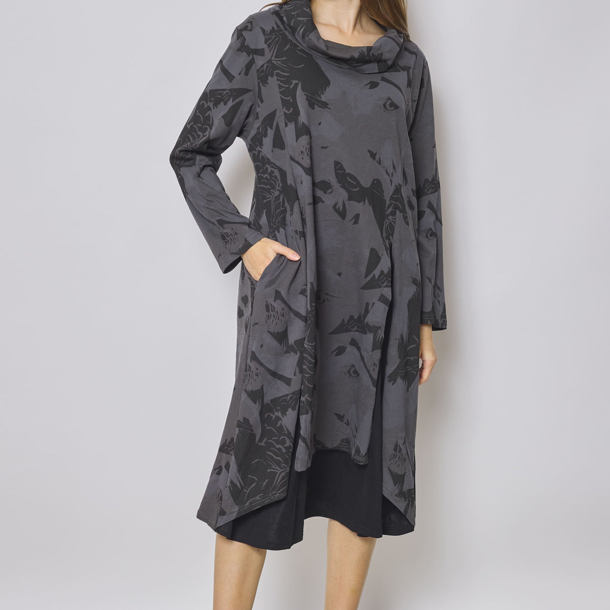 Robe longue à col roulé à motifs aigle