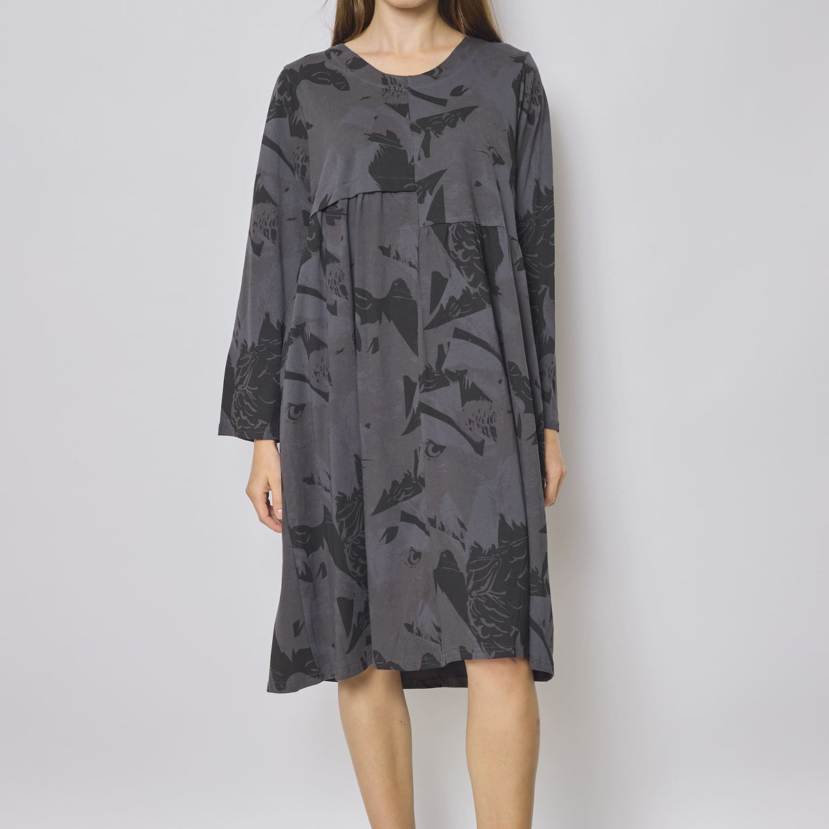 Robe mi-longue asymétrique à motifs aigle