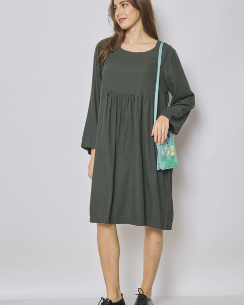 Robe verte mi-longue en coton et lin