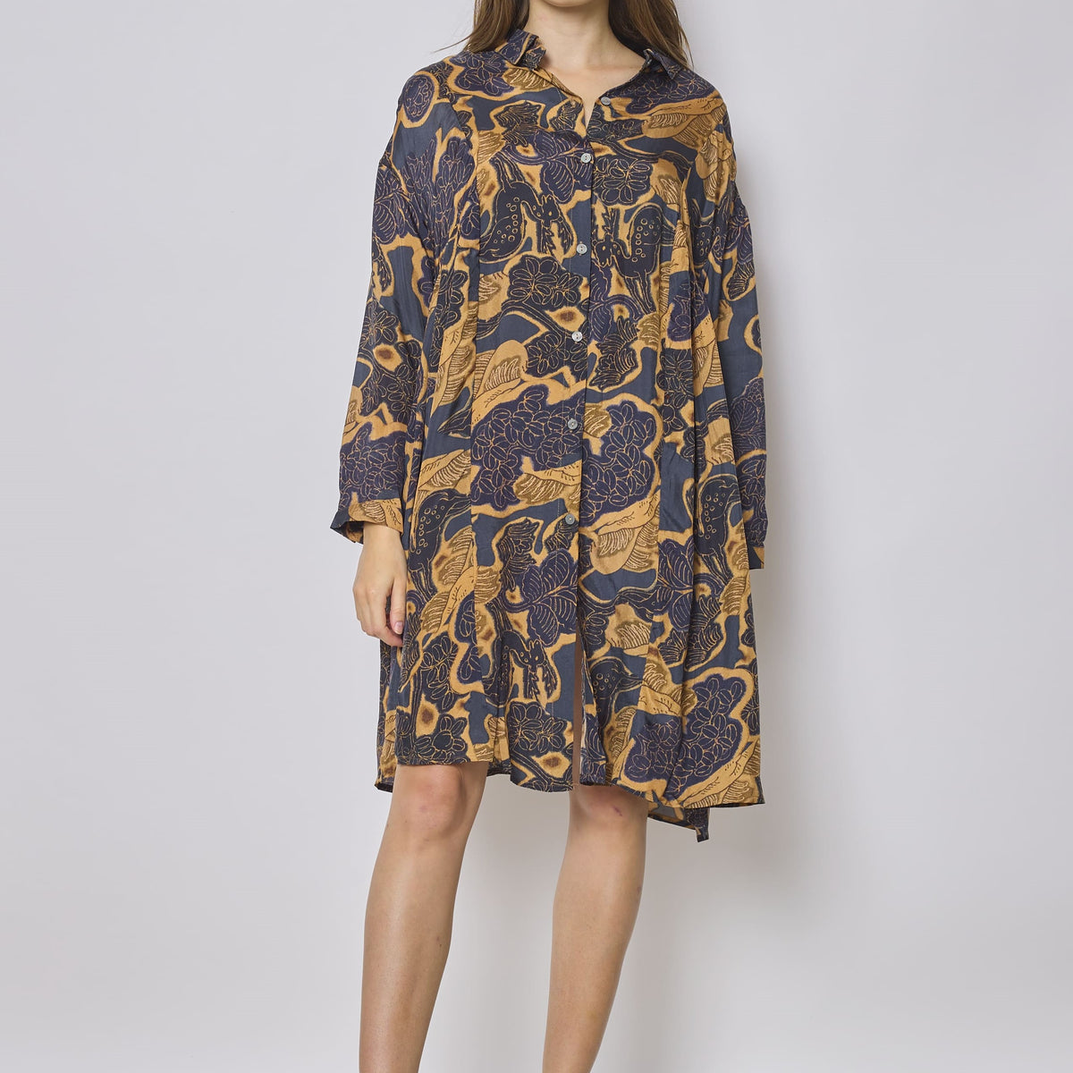 Robe chemise bleue et beige