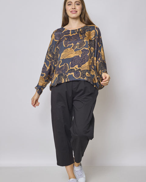 Blouse bleue et beige légère