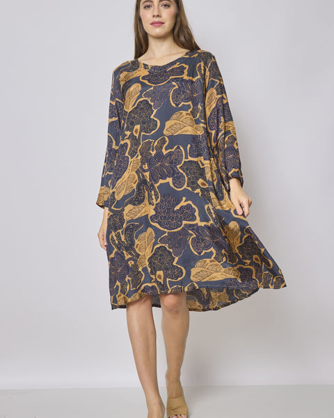 Robe bleue et beige mi-longue