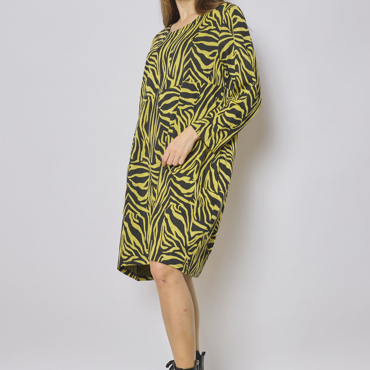 Robe mi longue zèbre