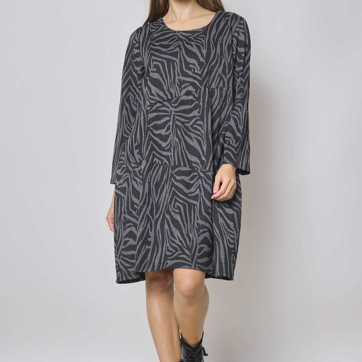 Robe mi longue zèbre