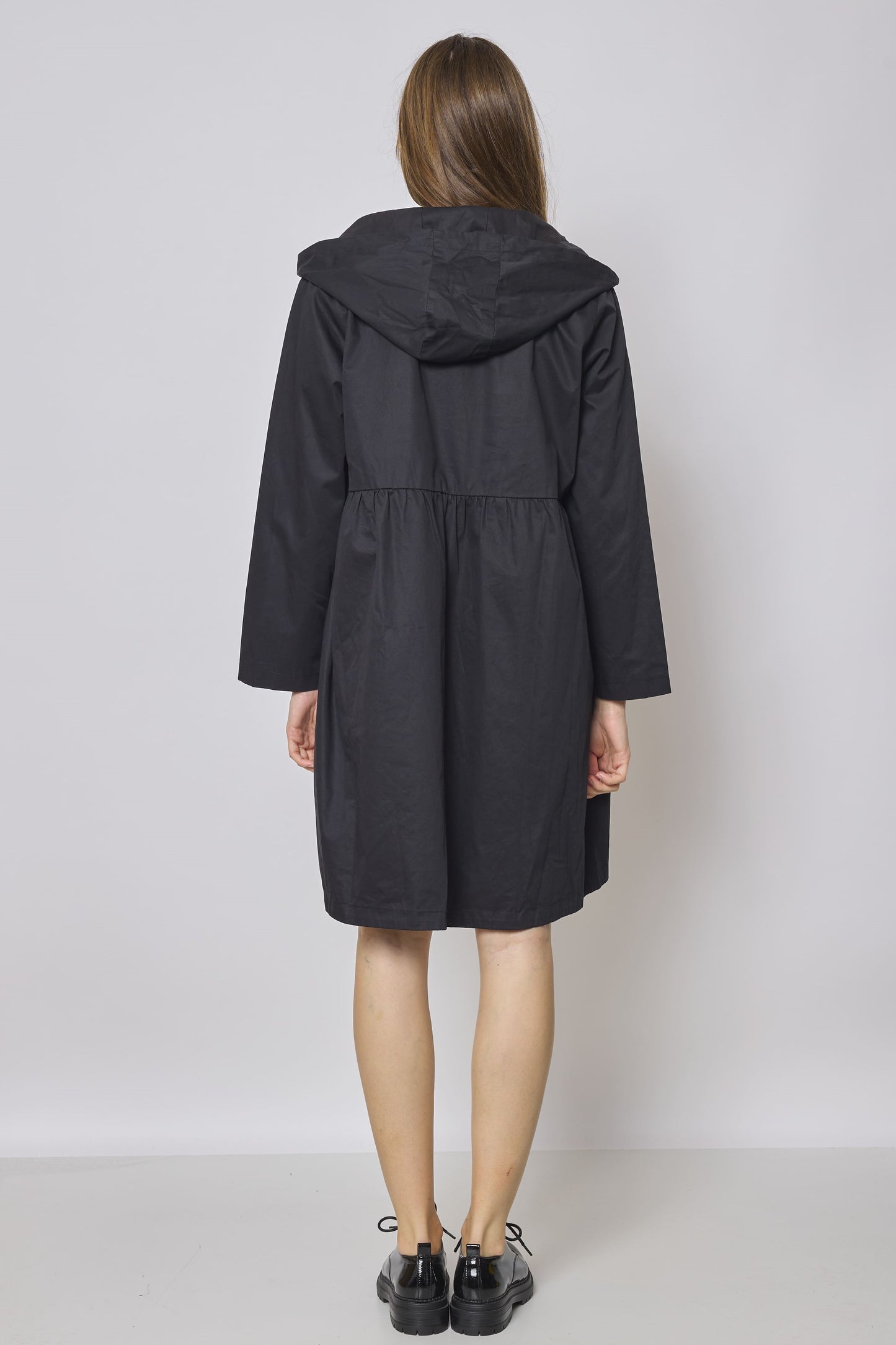 Women's hooded waterproof jacket