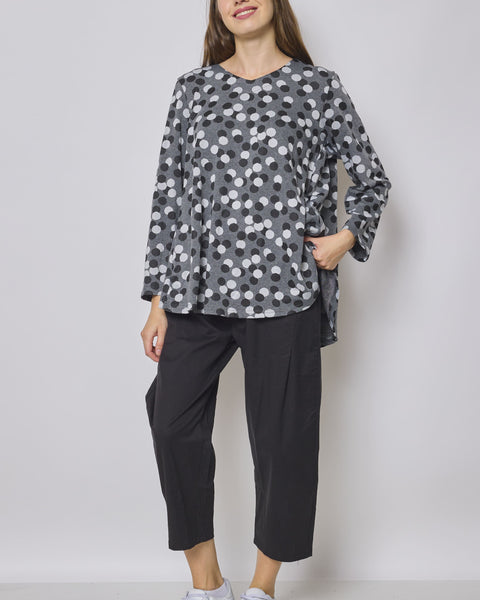Blouse grise à pois