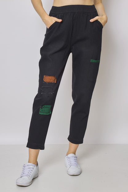 Schwarze Patchwork-Jeans