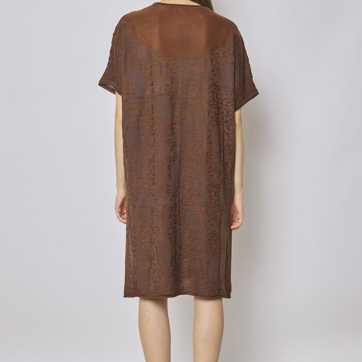 Robe mi longue aux impressions de soleil