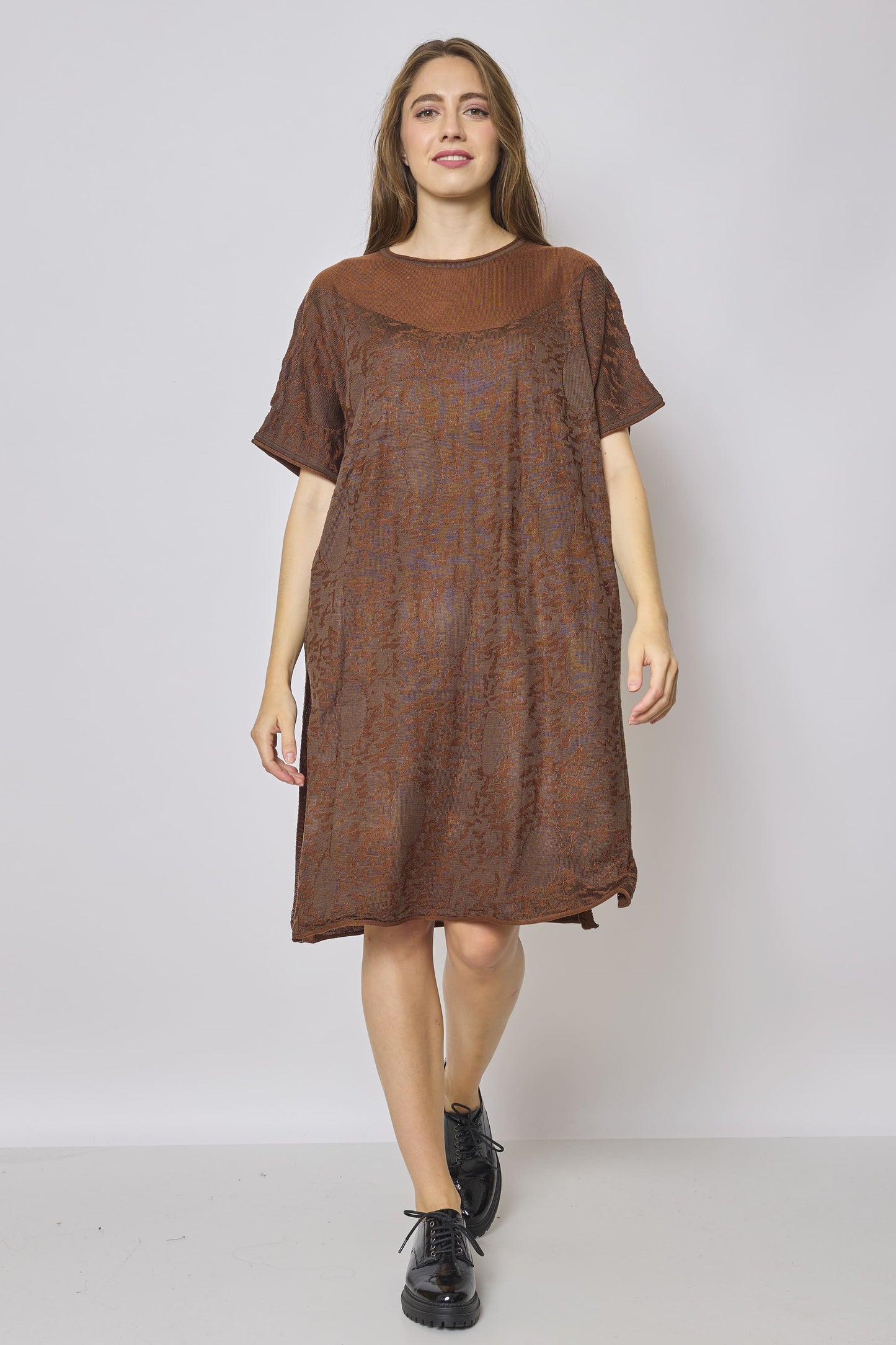 Mid-length dress with sun prints