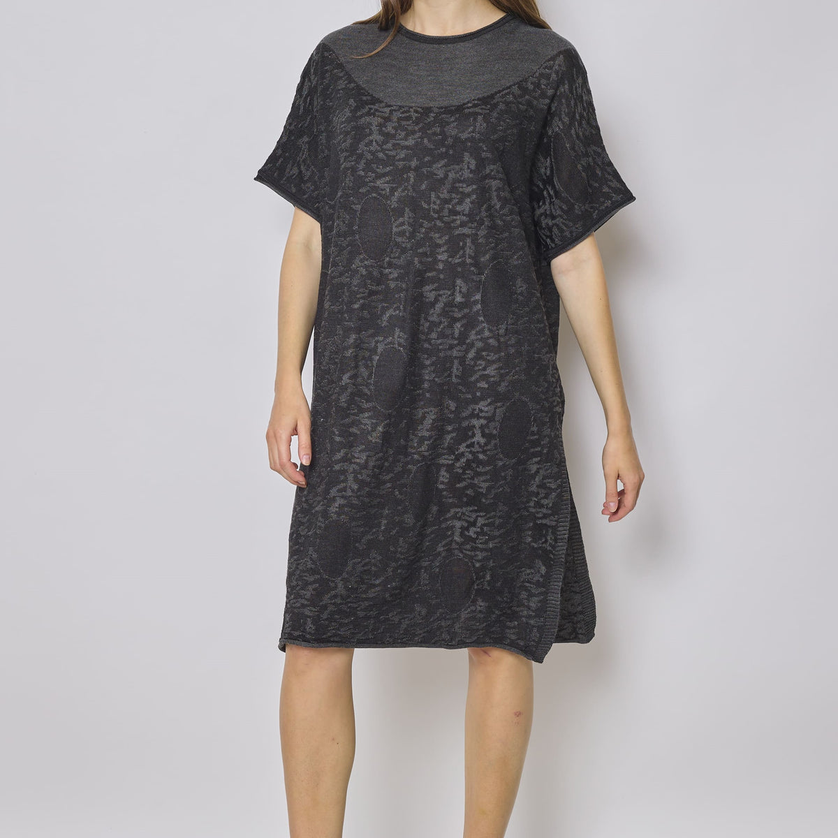 Robe mi longue aux impressions de soleil