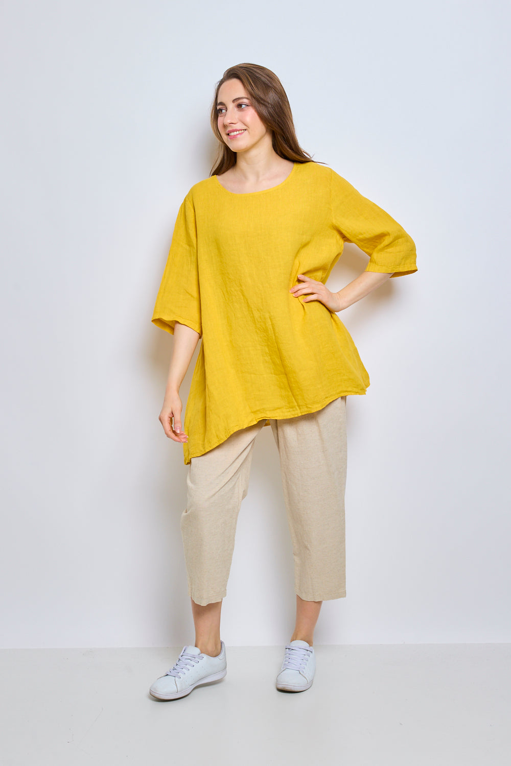 Round neck linen top