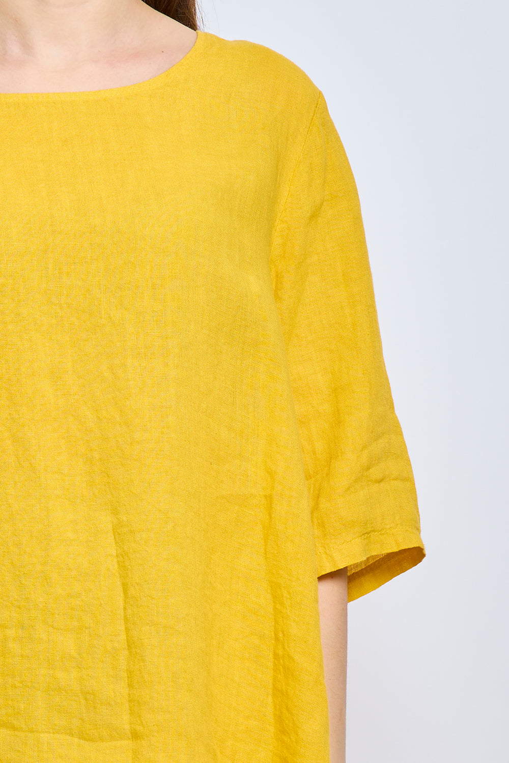 Round neck linen top