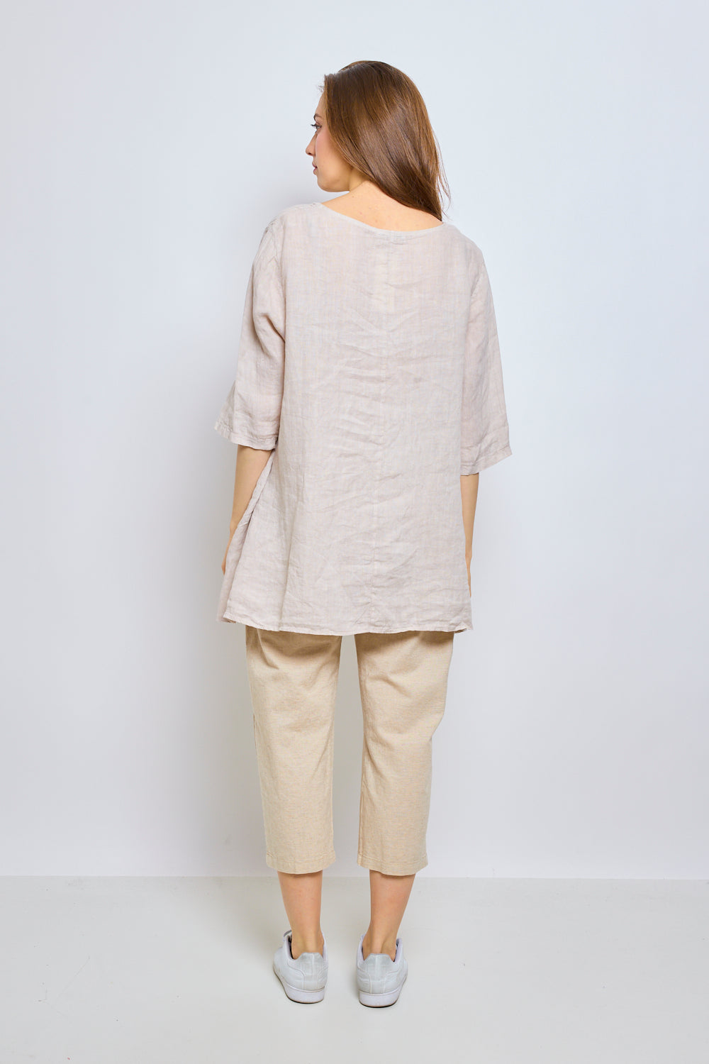 Round neck linen top