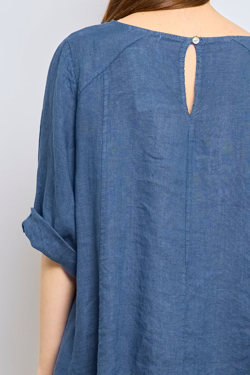 Robe en lin avec col arrondi