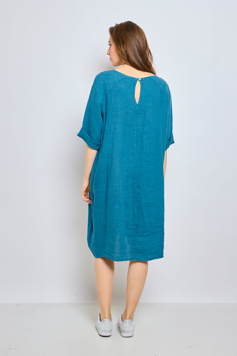 Linen dress with rounded collar Bella Blue Linen dress with rounded collar Bella Blue