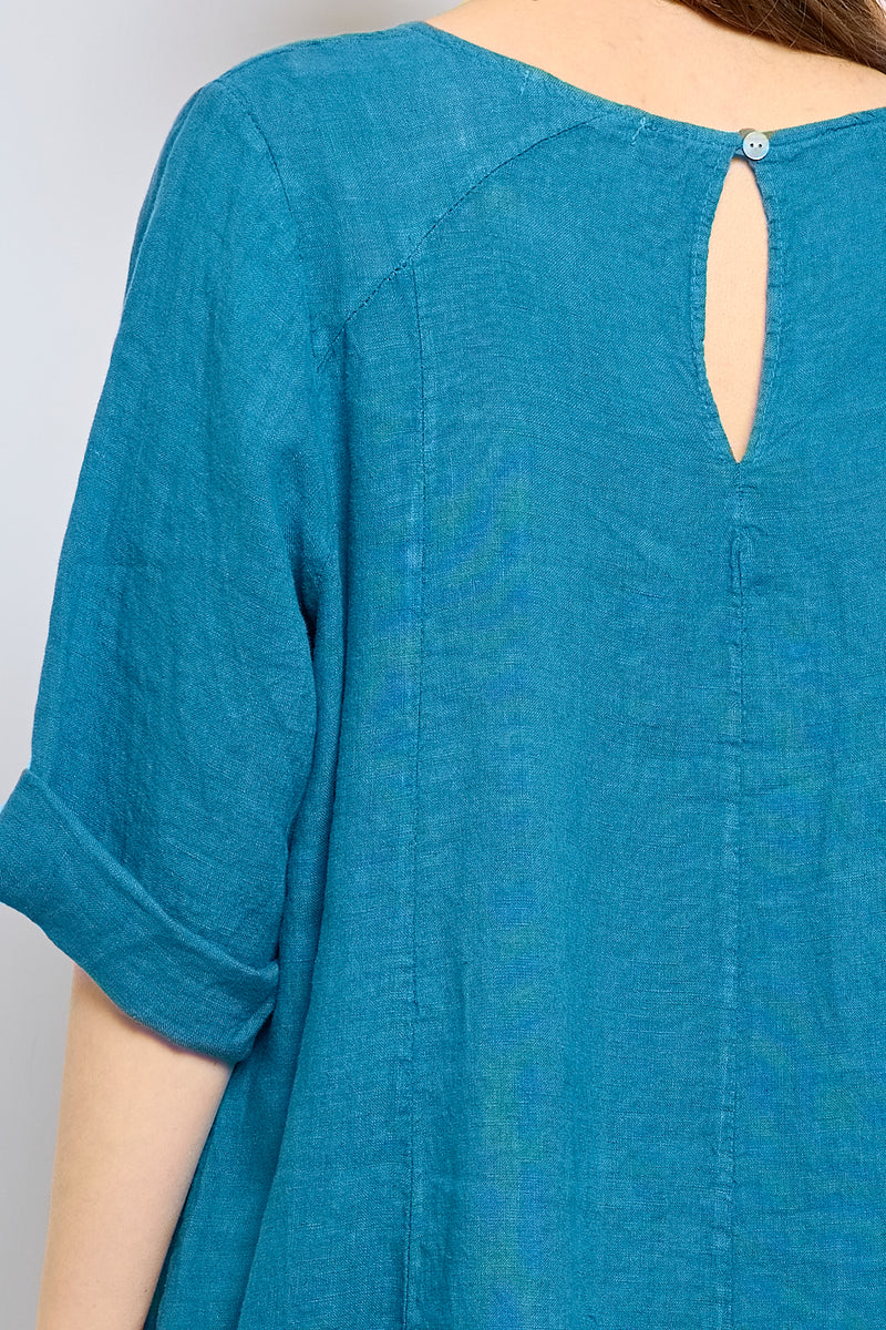 Robe en lin avec col arrondi