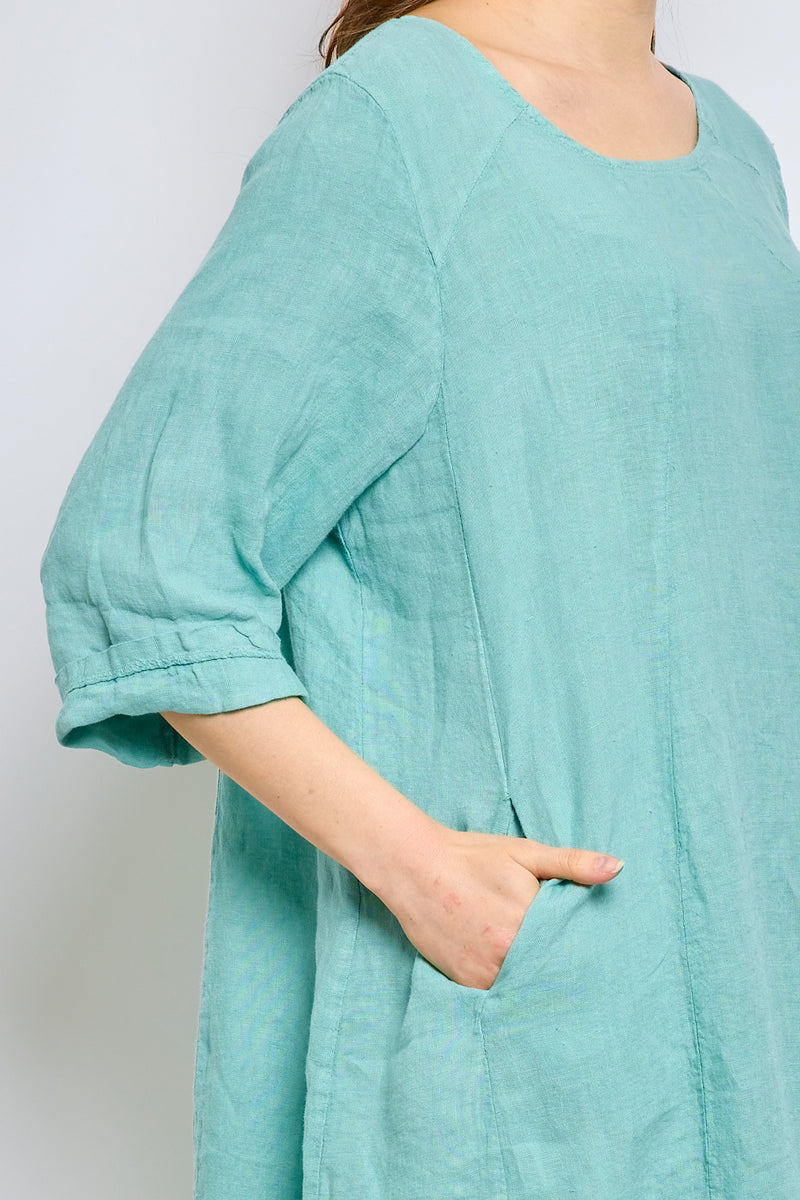 Robe en lin avec col arrondi