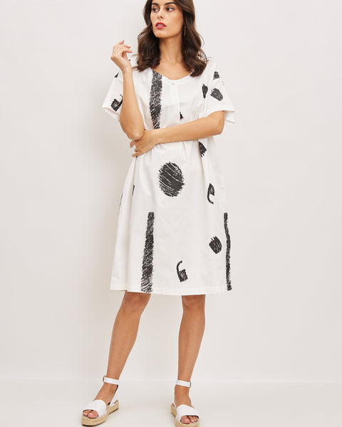 Robe courte à motifs effacés