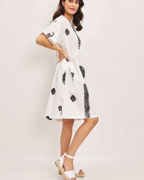 Robe courte à motifs effacés