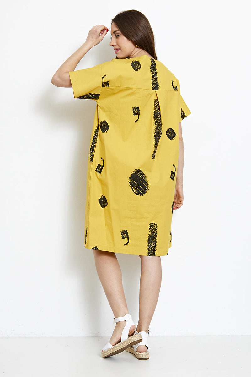 Robe courte à motifs effacés