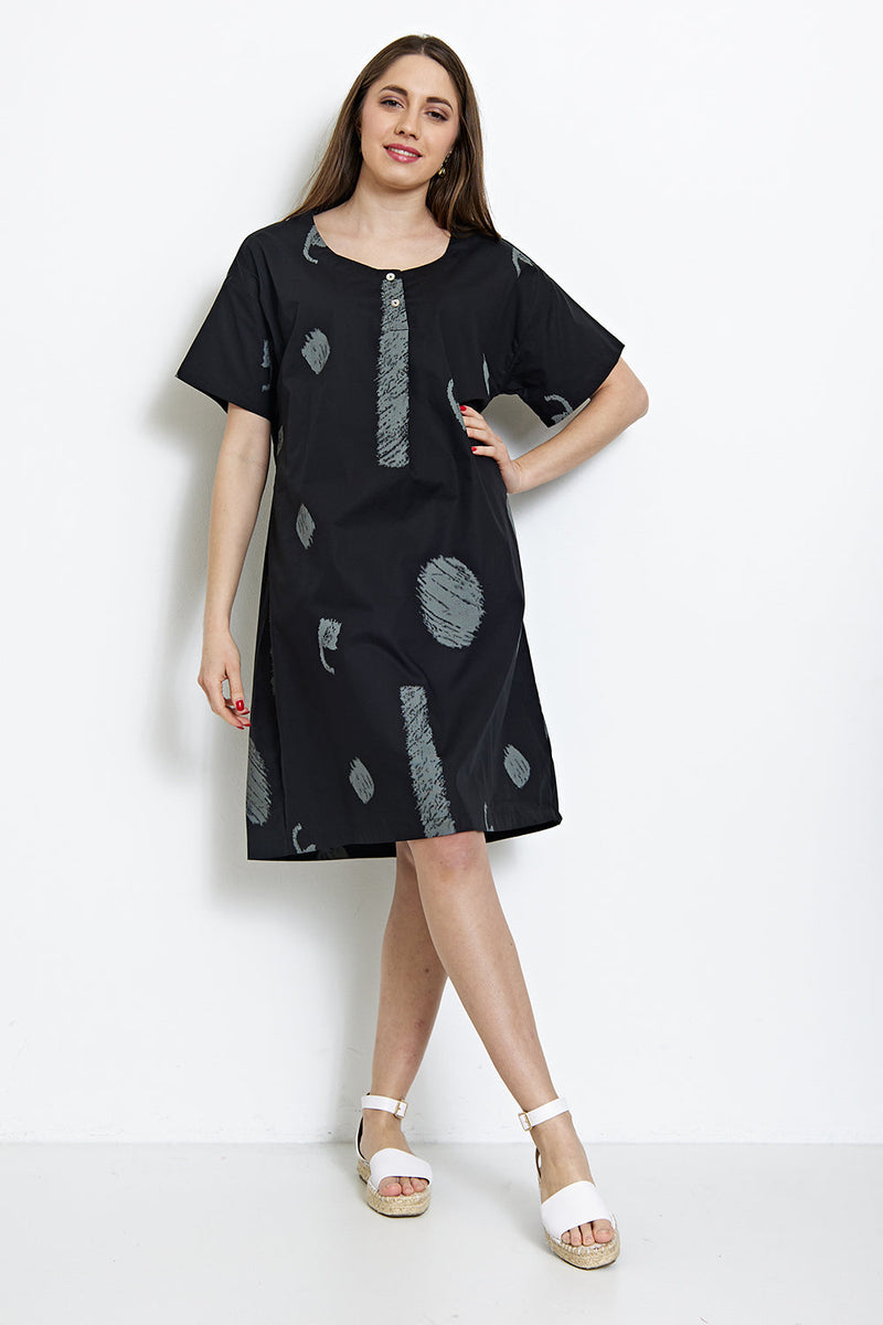 Robe courte à motifs effacés