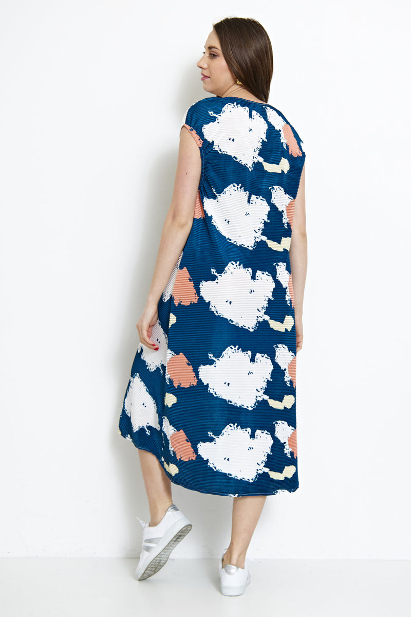 Robe tunique sans manches à plis