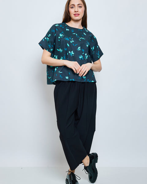 Haut aux fleurs de cerisiers turquoise