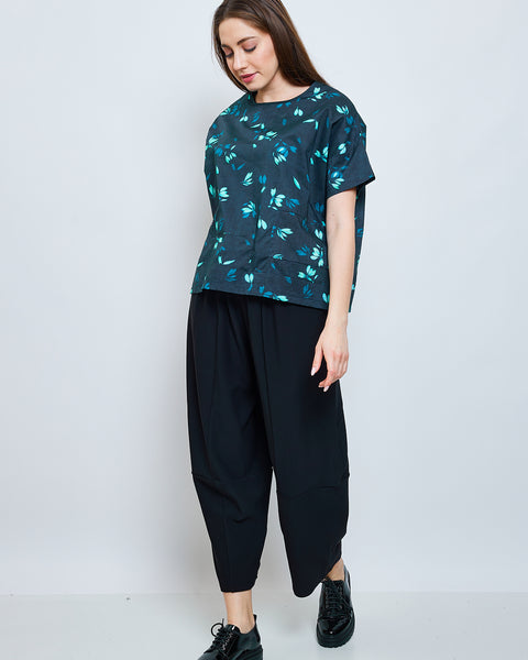 Haut aux fleurs de cerisiers turquoise