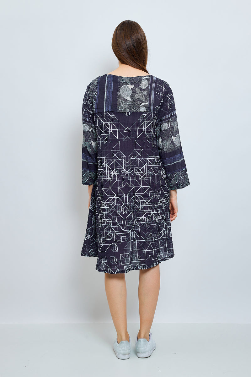 Robe bleue avec des mosaïques