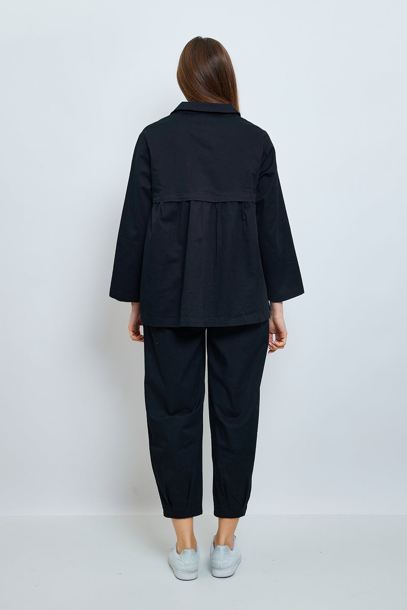 Chemise unie mi-volantée en coton