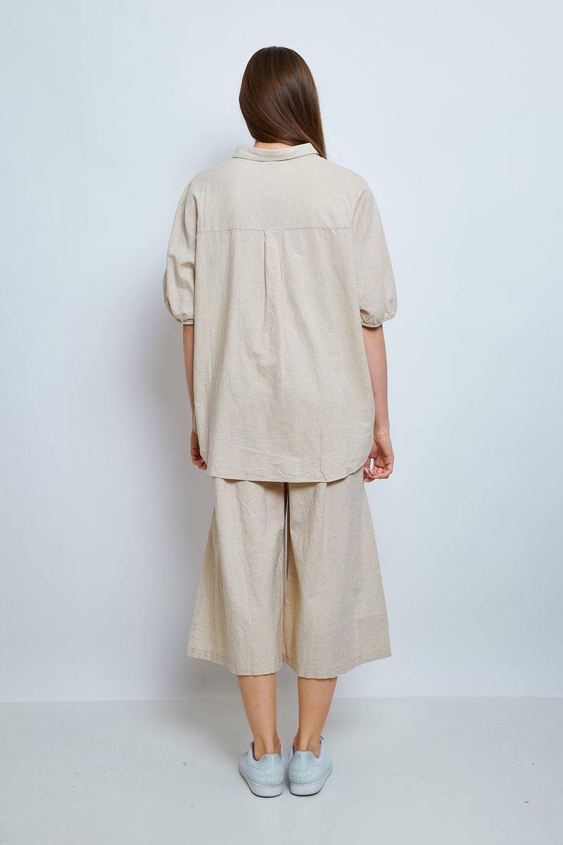 Haut avec boutons en lin et coton