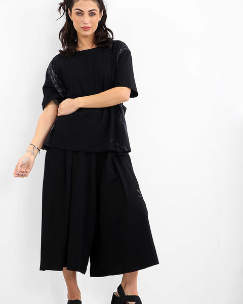 Blouse aux lignes abstraites