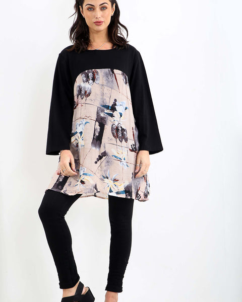 Robe tunique en partie noire et des imprimés