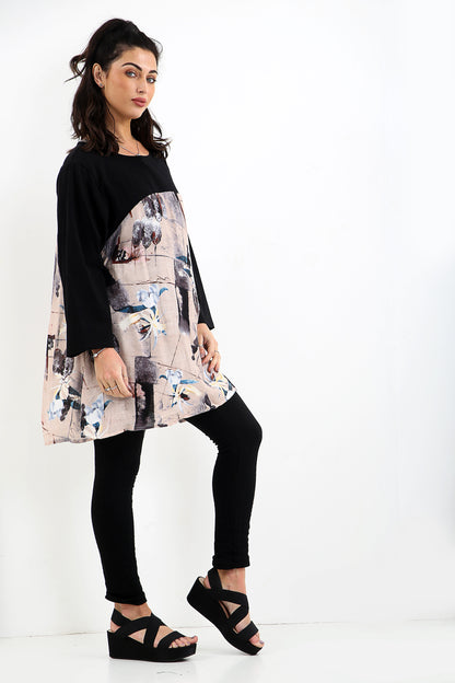 Tunic dress in part black and prints