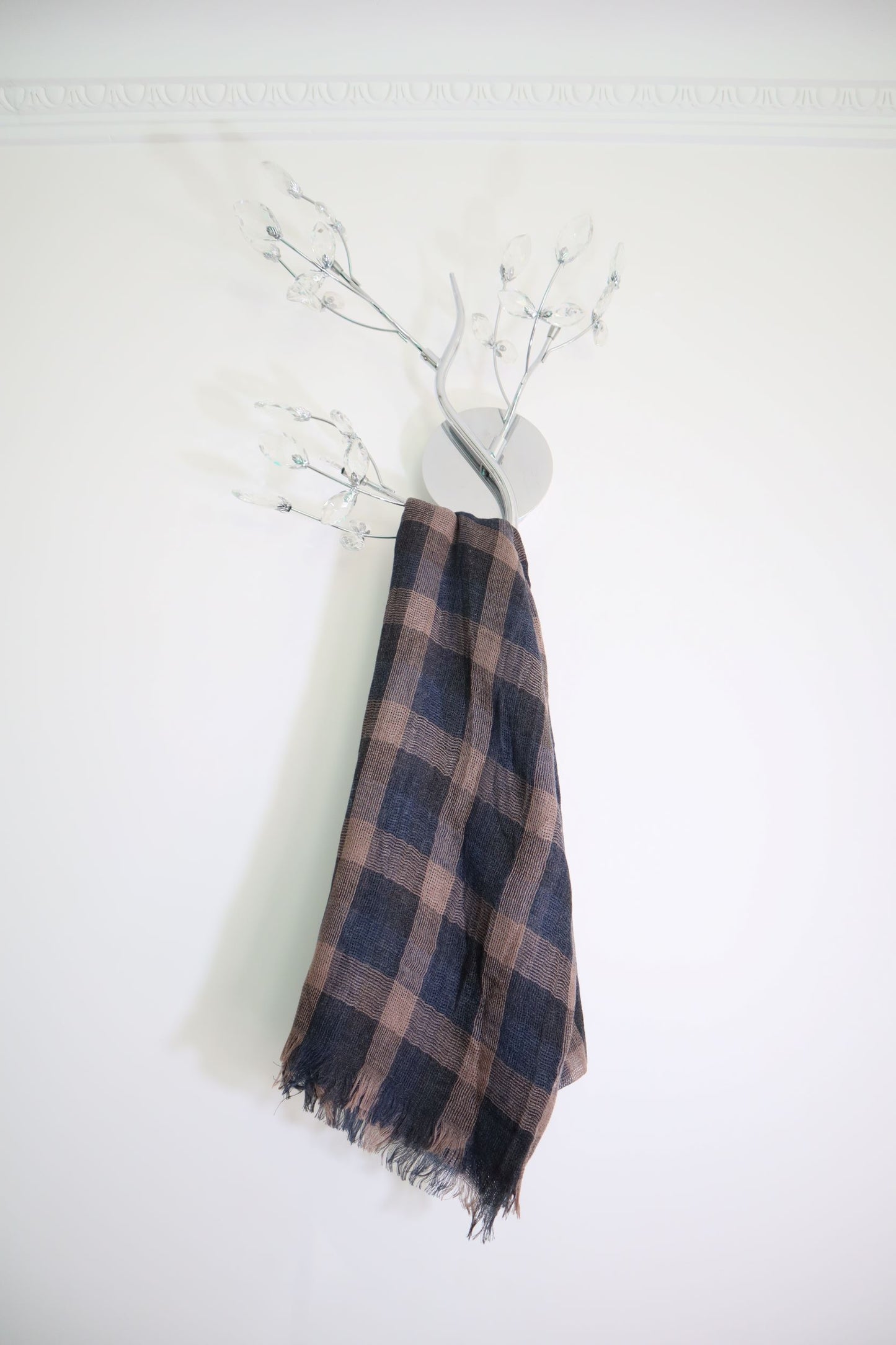 Small check scarf