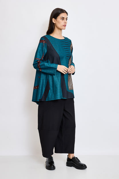 Blouse with modern black, red and brown patterns