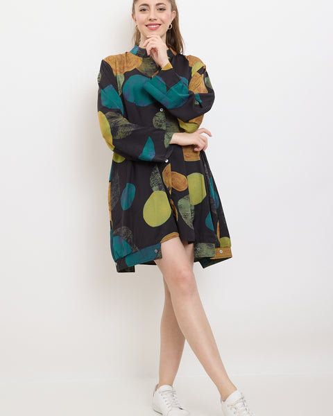 Chemise mi-saison aux ronds de toutes sortes